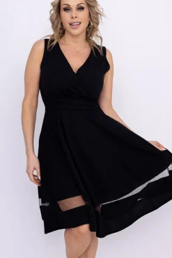 Czarna Sukienka LEVERI