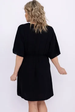 Czarna Sukienka SENUMI