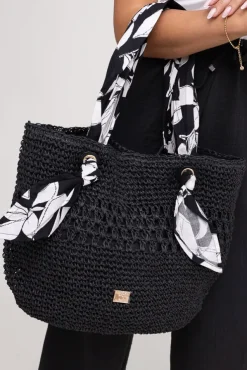 Czarna Torebka pleciona SHELI