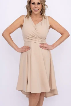 Jasnobeżowa Sukienka FORMINA