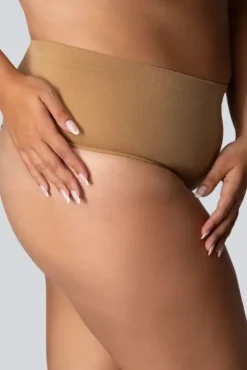 Stringi wyszczuplające MID-WAISTED SMOOTHWEAR GOLDEN PEARL